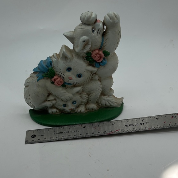 Cast-iron doorstop Charming Cat Figurine with Floral Accents - Picture 2 of 2